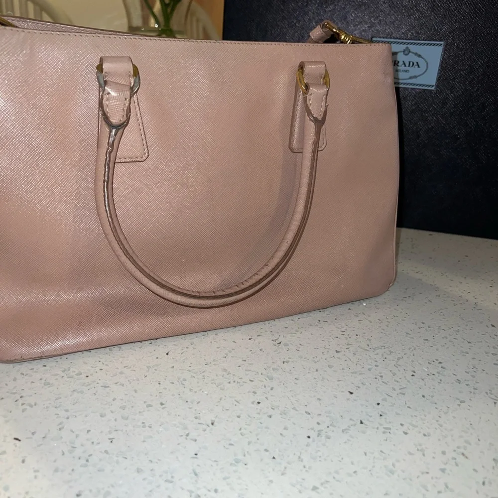 PRADA BAG - Picture 3 of 5